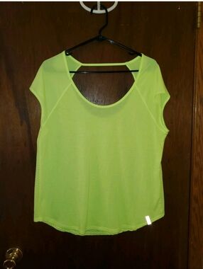 Under Armour Neon Short-Sleeve Top Sz Xl